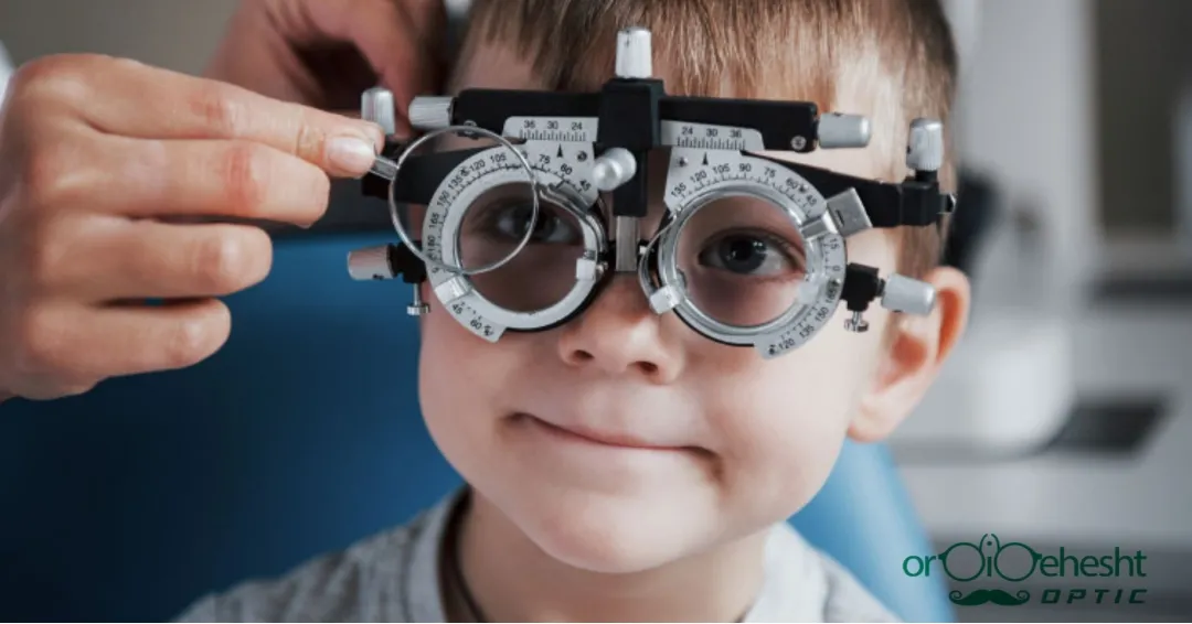 به هنگام خرید عینک طبی برای کودکان به چه ویژگی‌هایی توجه کنیم