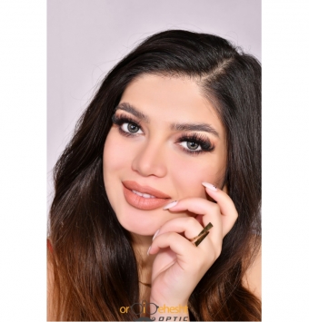 لنز سالانه رنگیmagic vision