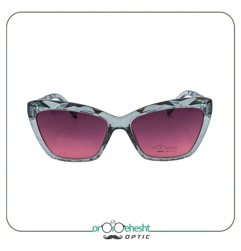 عینک آفتابی گوچی مدل کات‌ایی با طراحی شیک و مدرن