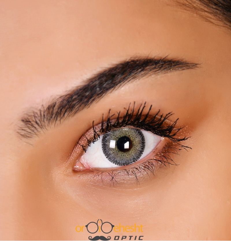 لنز آرایشی طوسی مشکی