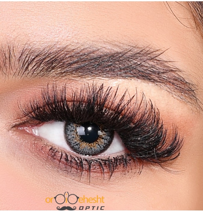 لنز آرایشی عسلی دورمشکی