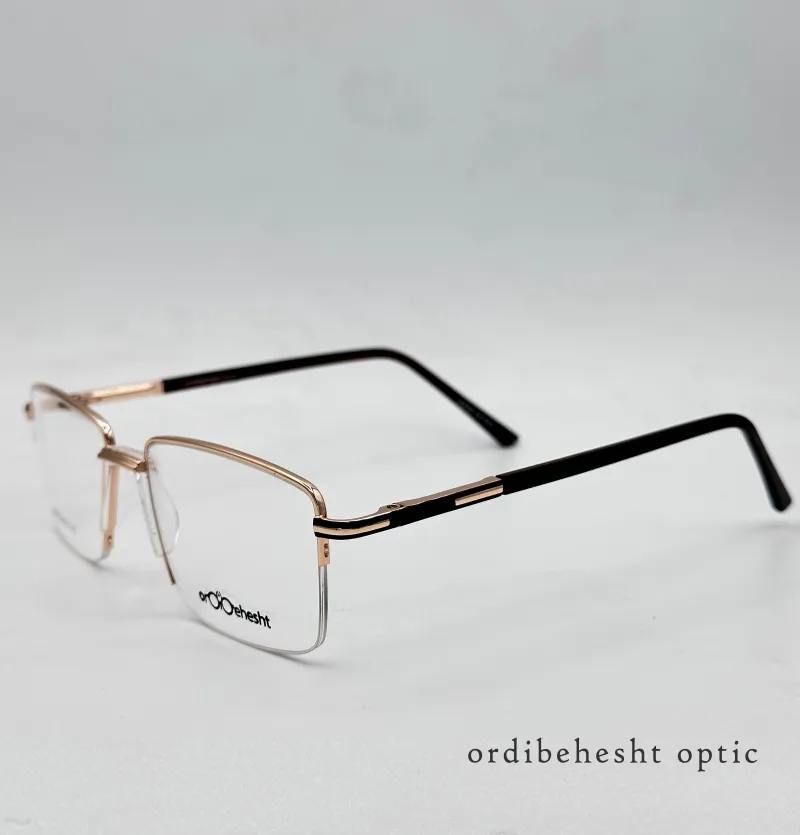 عینک طبی اردیبهشت