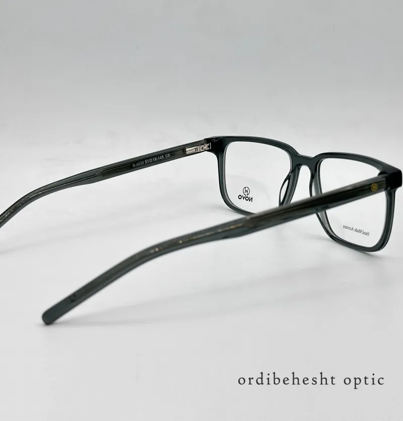 عینک طبی مردانه