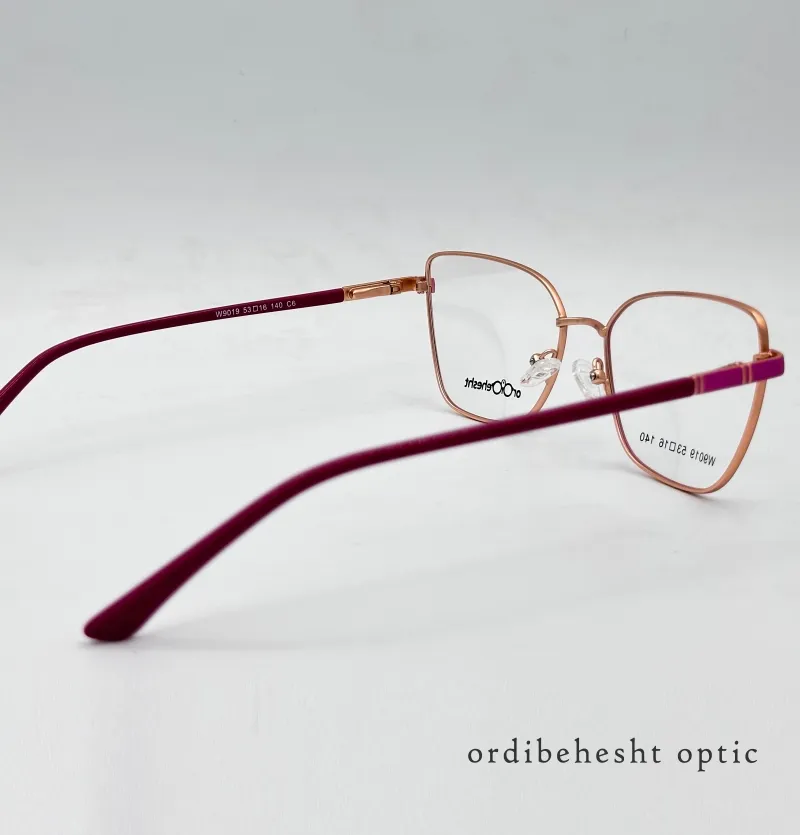 عینک طبی زنانه اردیبهشت